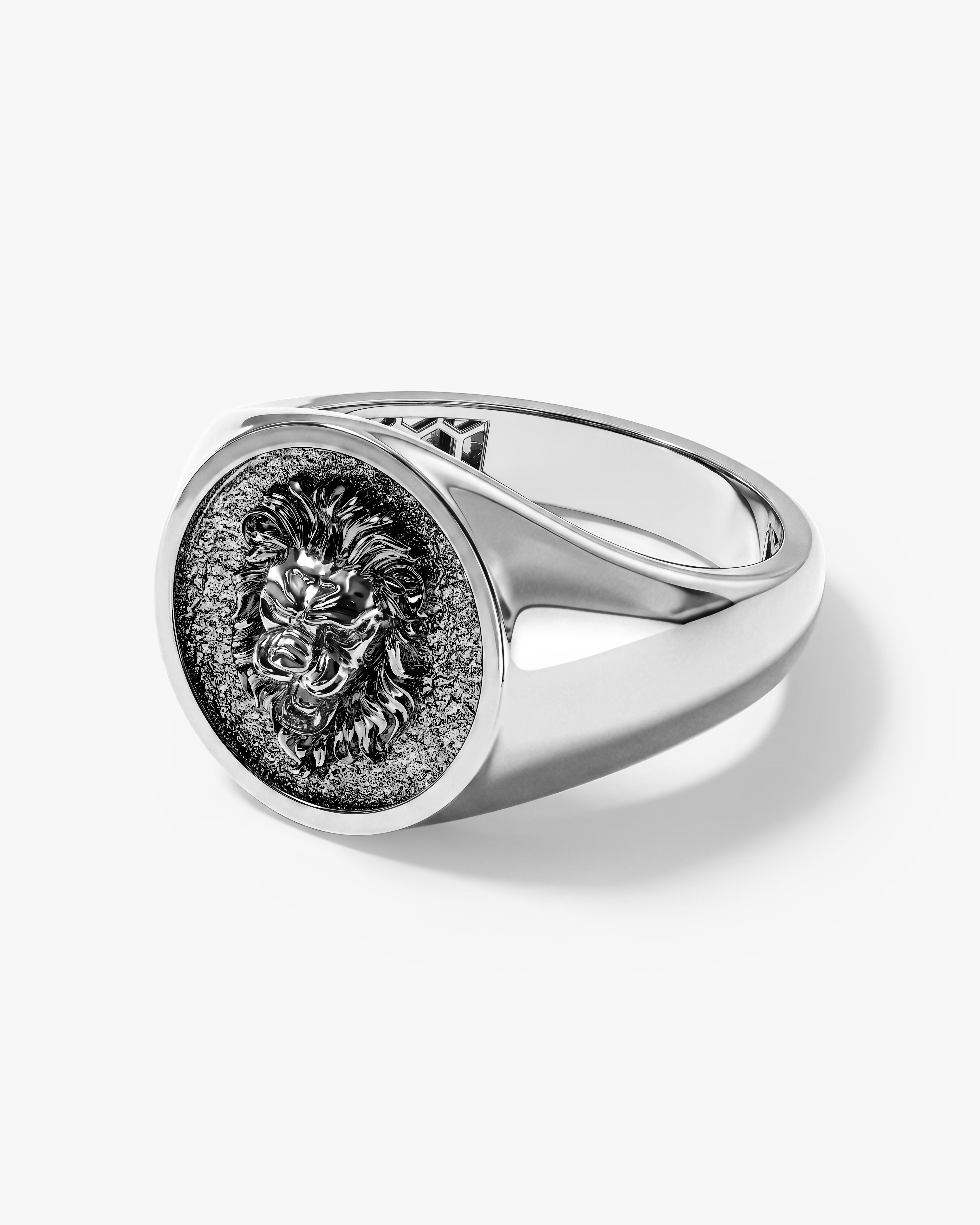 Oxidized Lion Head Signet Ring - Sterling Silver