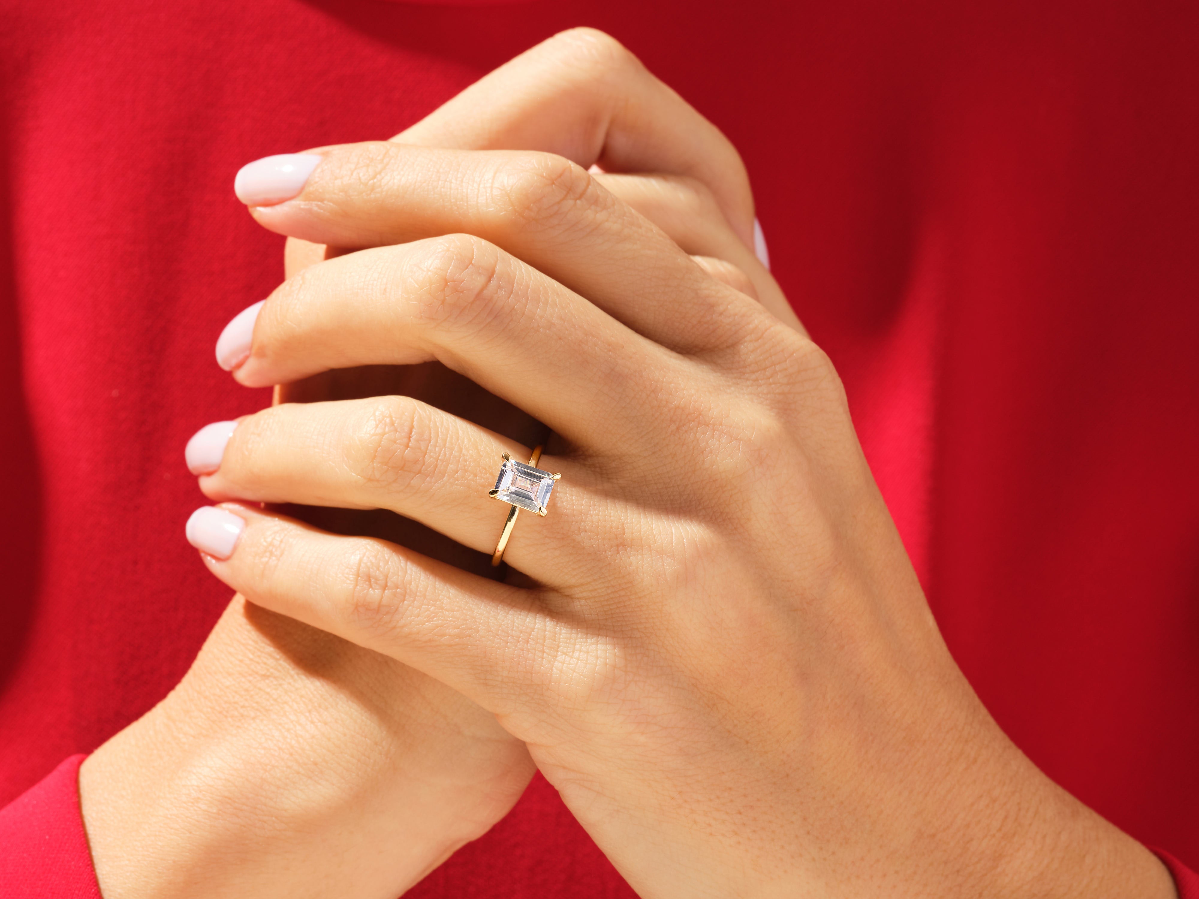 Emerald Cut Solitaire Diamond Engagement Ring (1.50 CT)