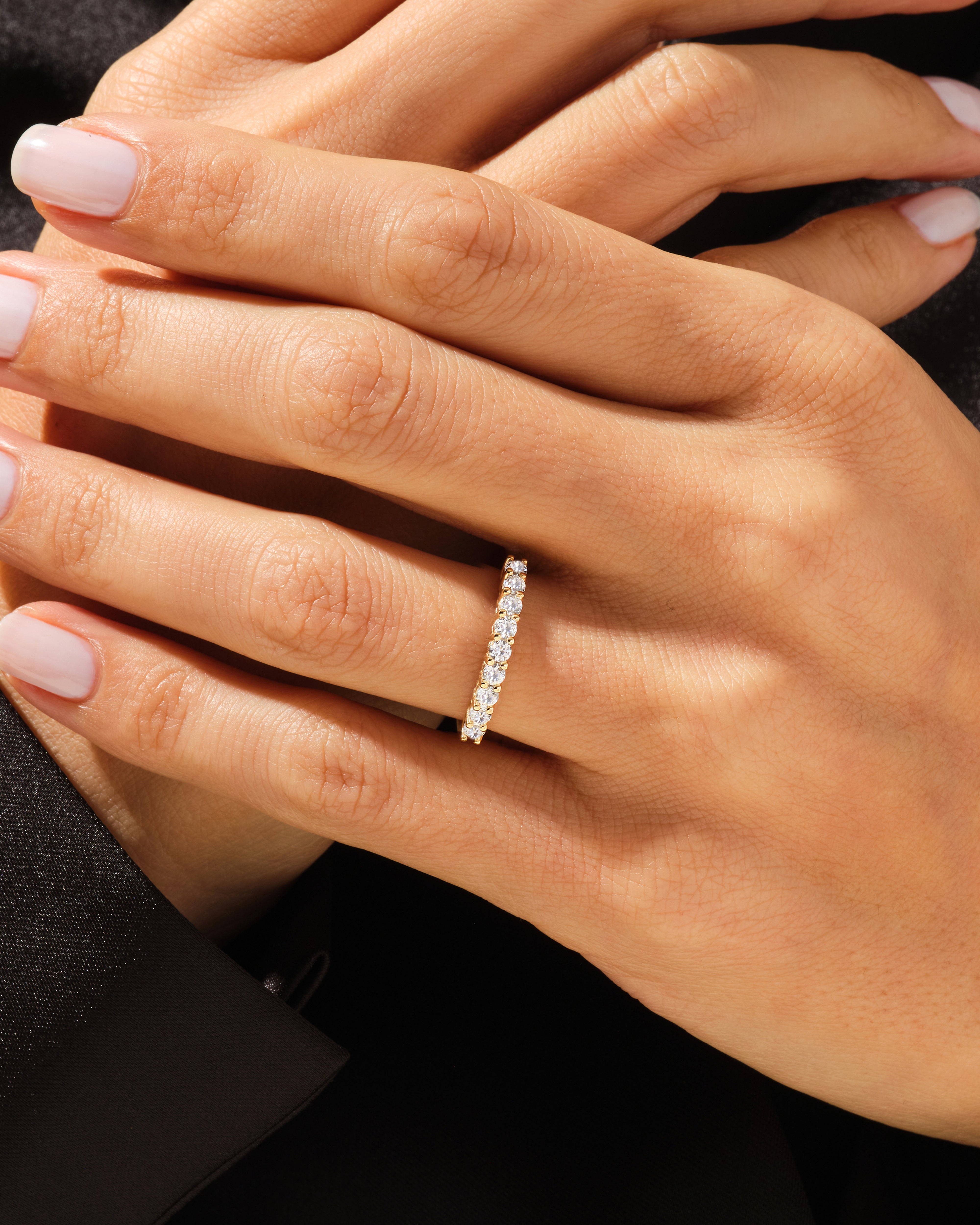Classic Nine Stone Anniversary Band (0.45 CT TW)