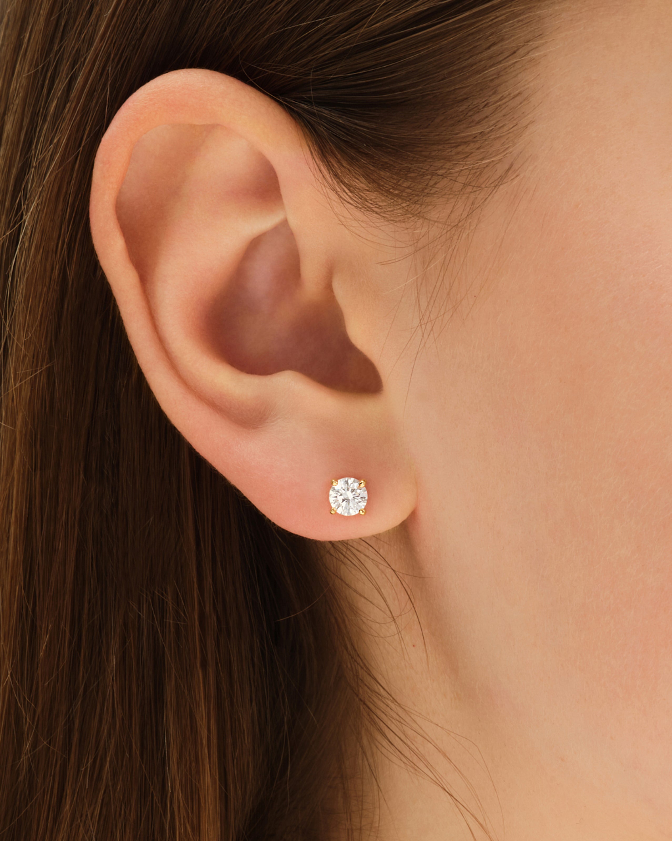 Round Cut Stud Earrings (1.00 ct tw)