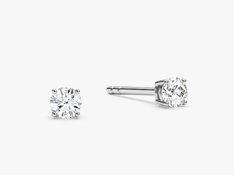 Round Cut Stud Earrings (0.25 ct tw)