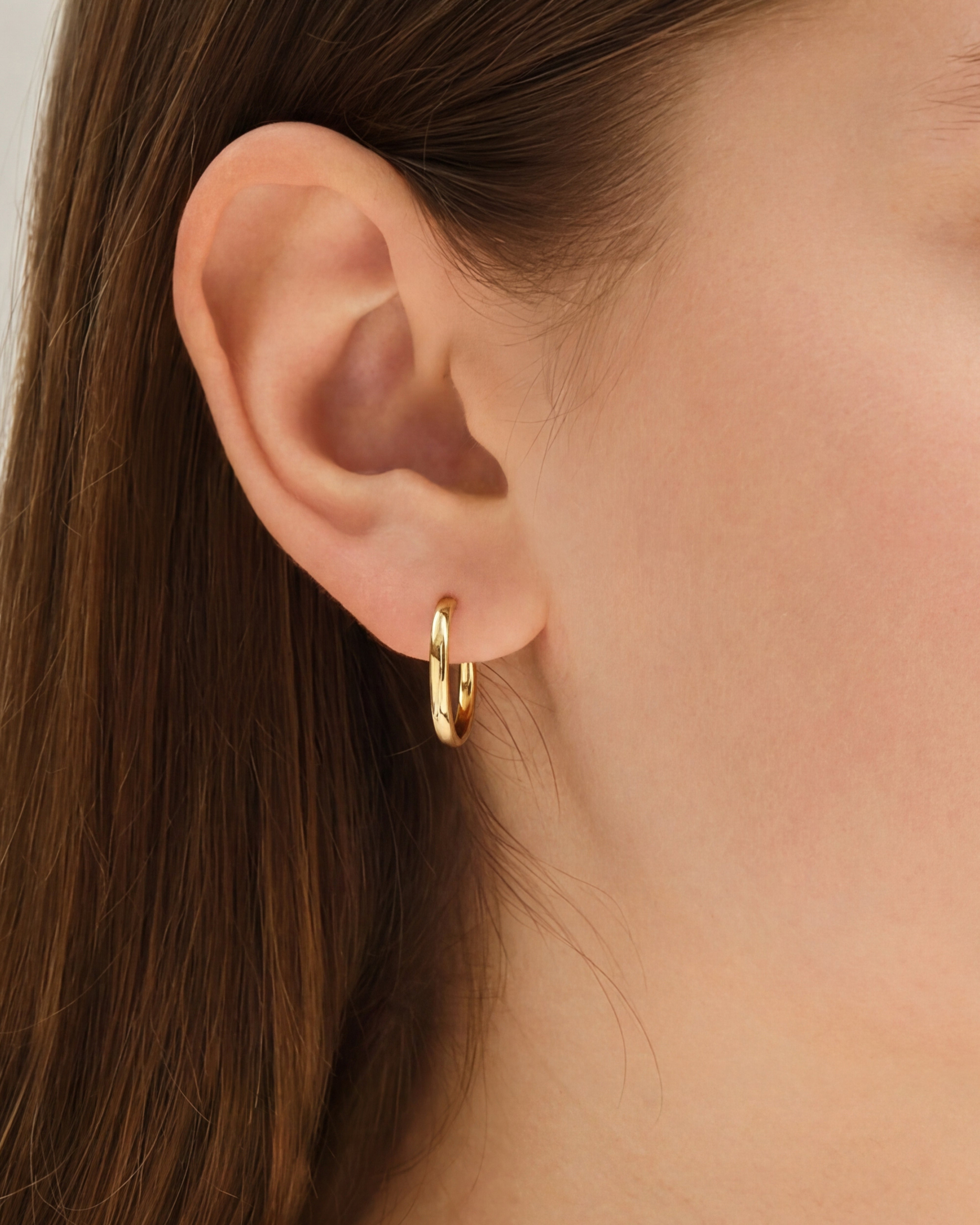 Medium Plain Hoop Earrings