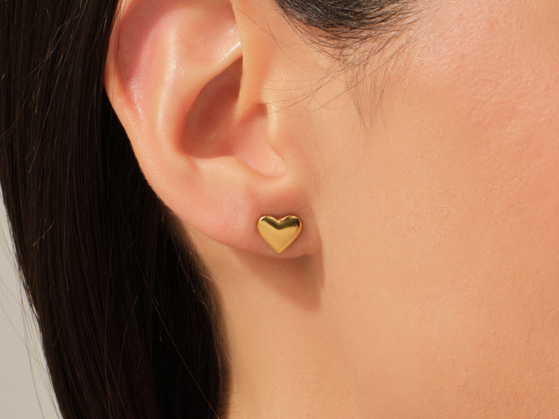 14k Gold Heart Studs