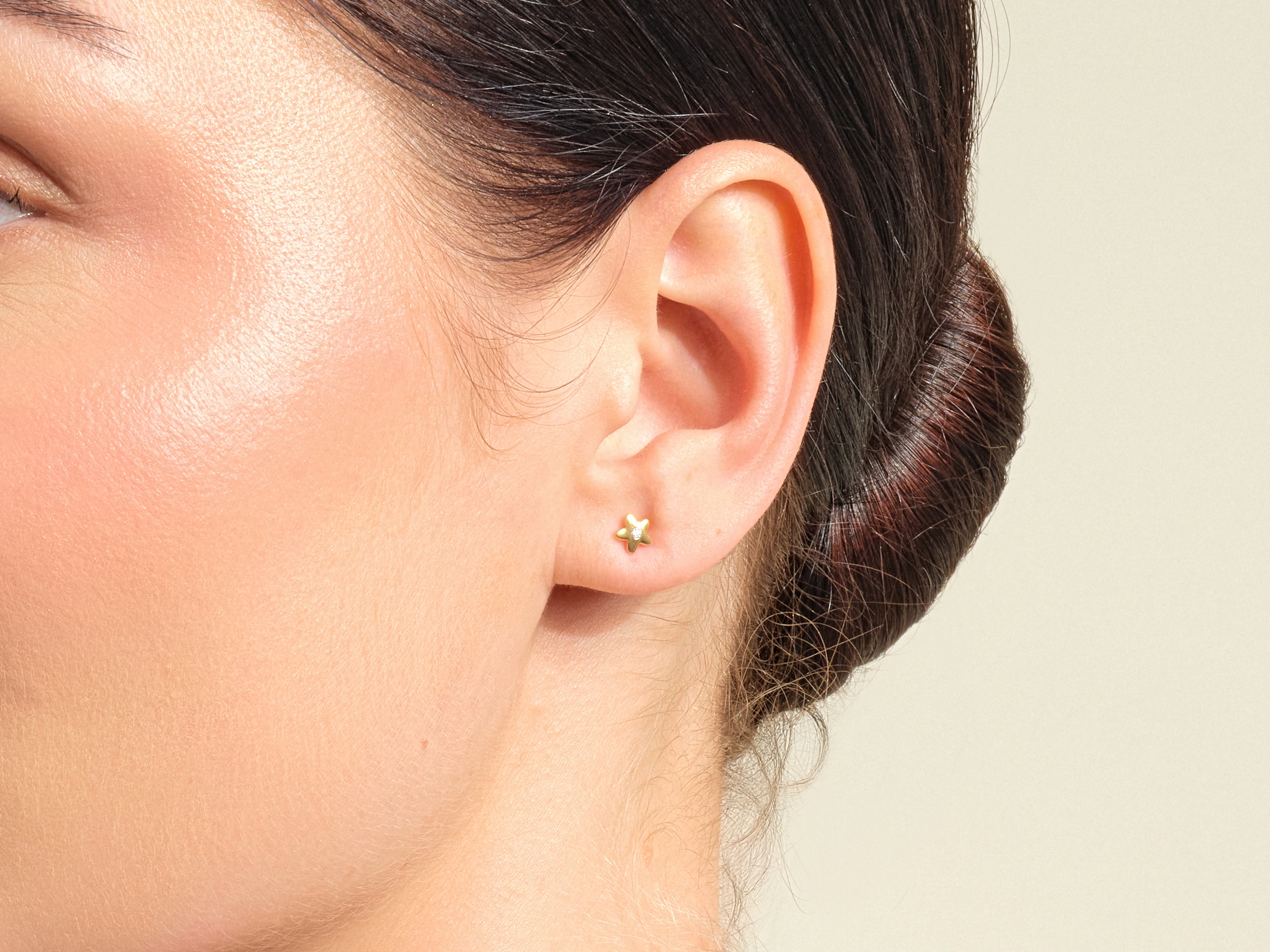 Flush Set Flower Stud Earrings