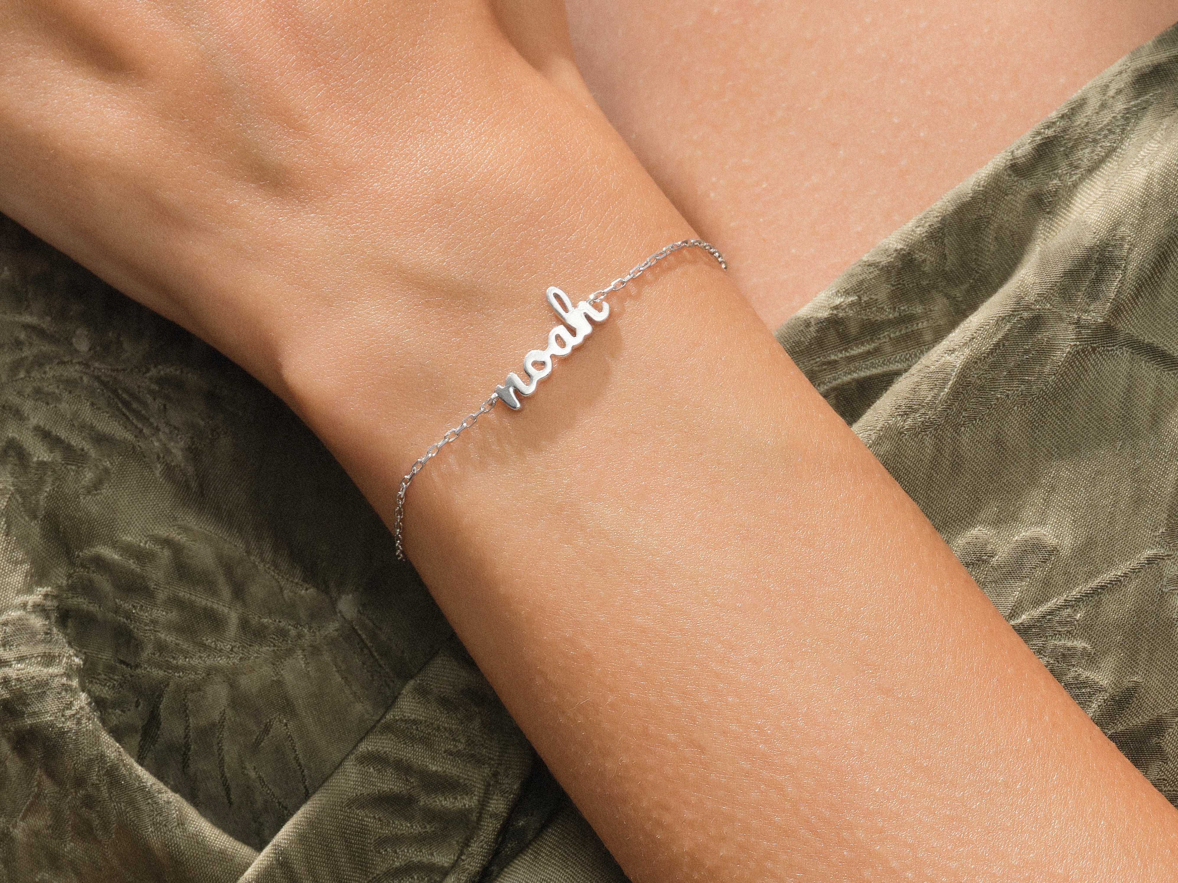 Rolo Chain Name Bracelet