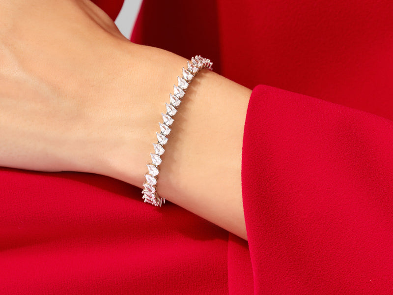 Pear Cut Diamond Tennis Bracelet