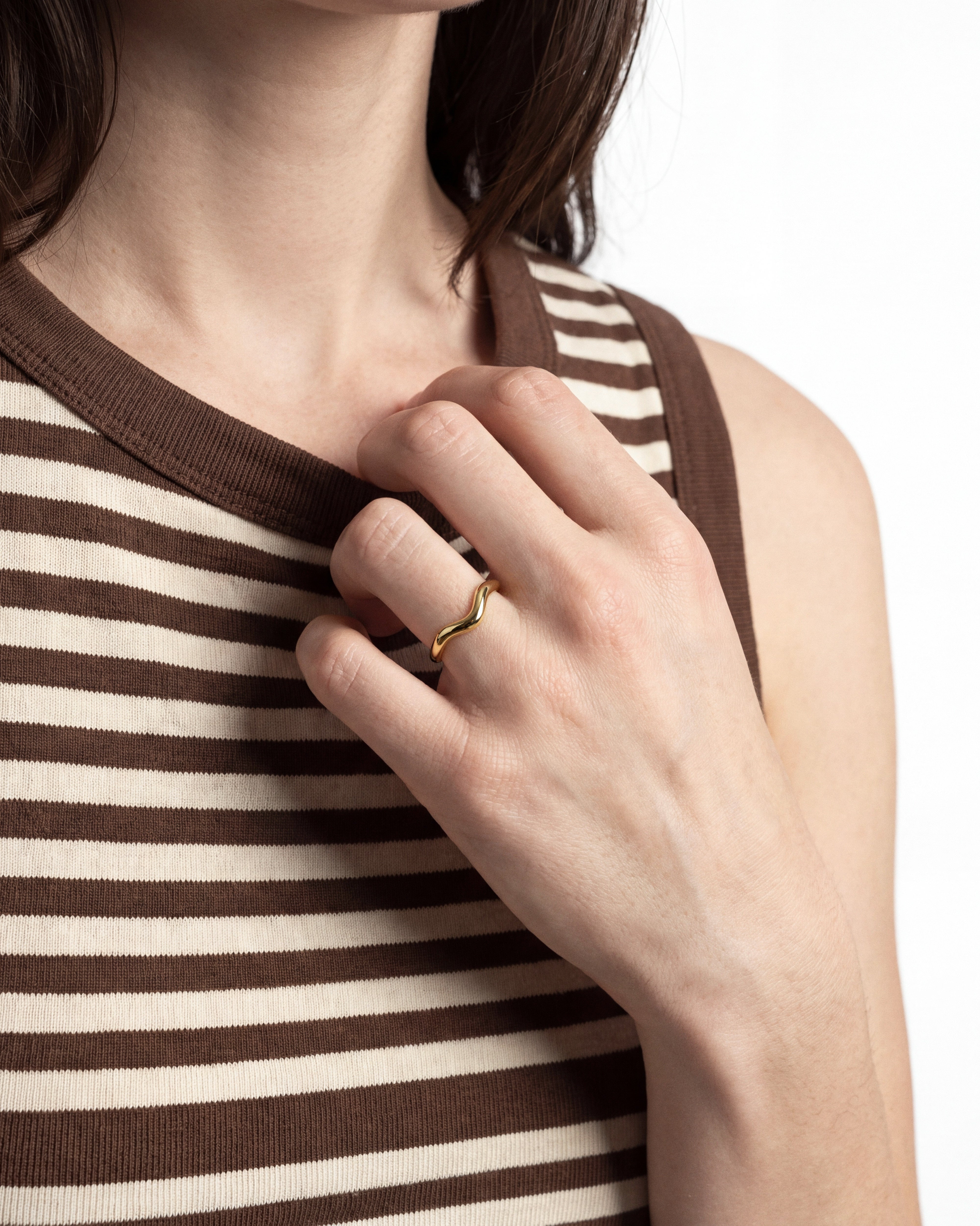 Fluid Wave Ring