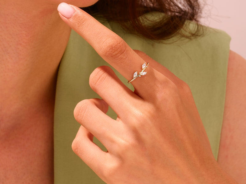 Diamond Leaf Ring