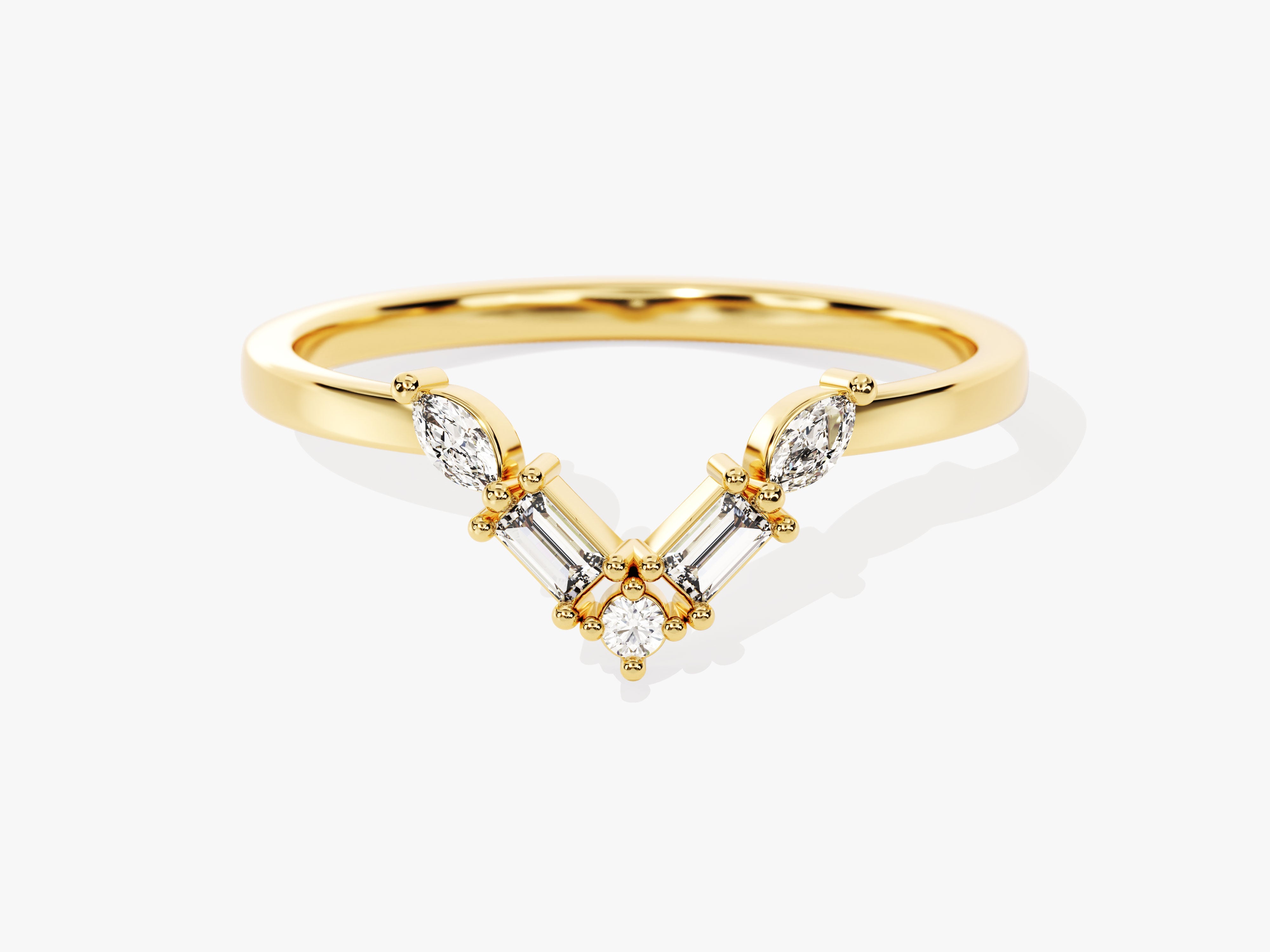 Gold ring with marquise and baguette diamonds