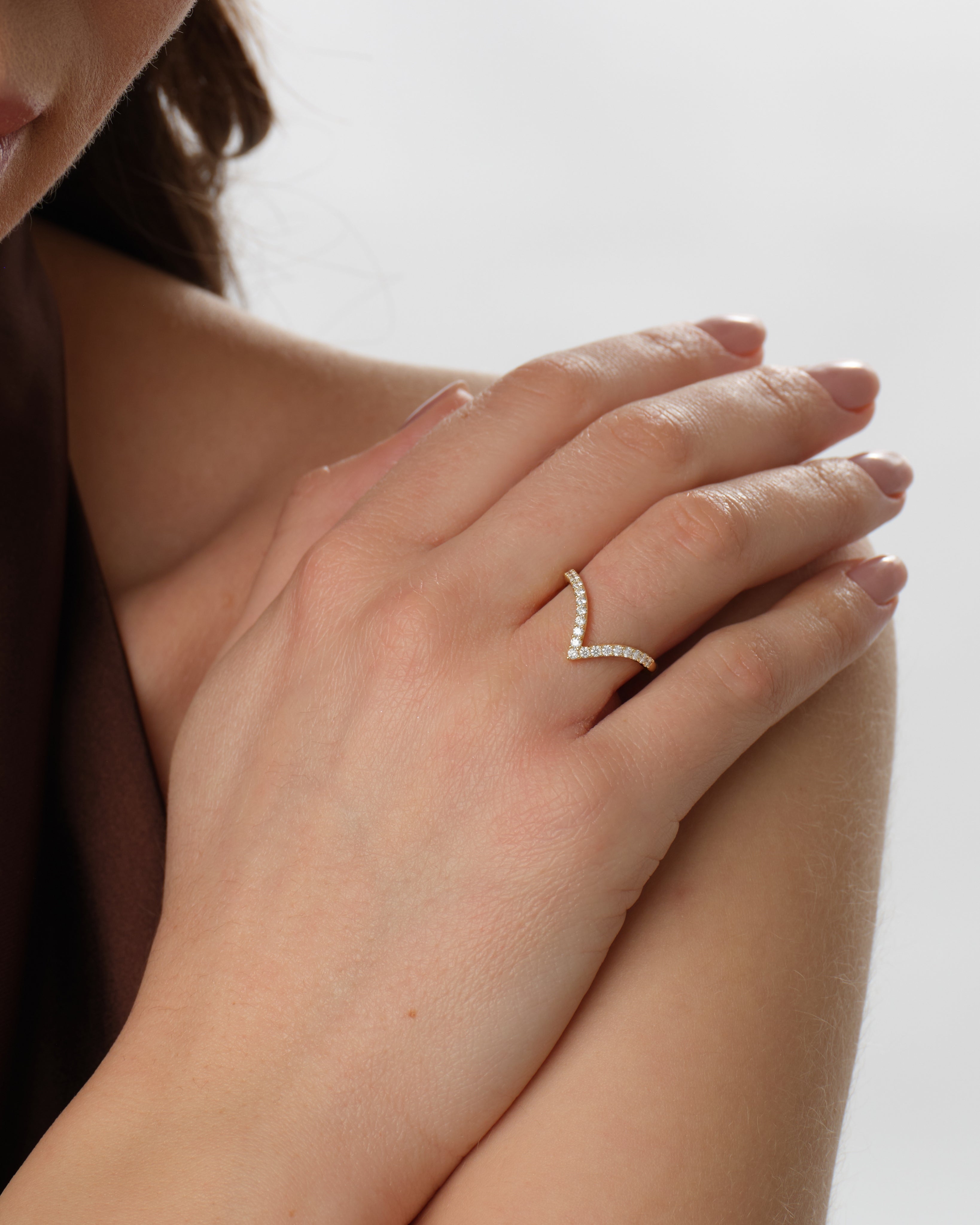 Long-Curved Wedding Band