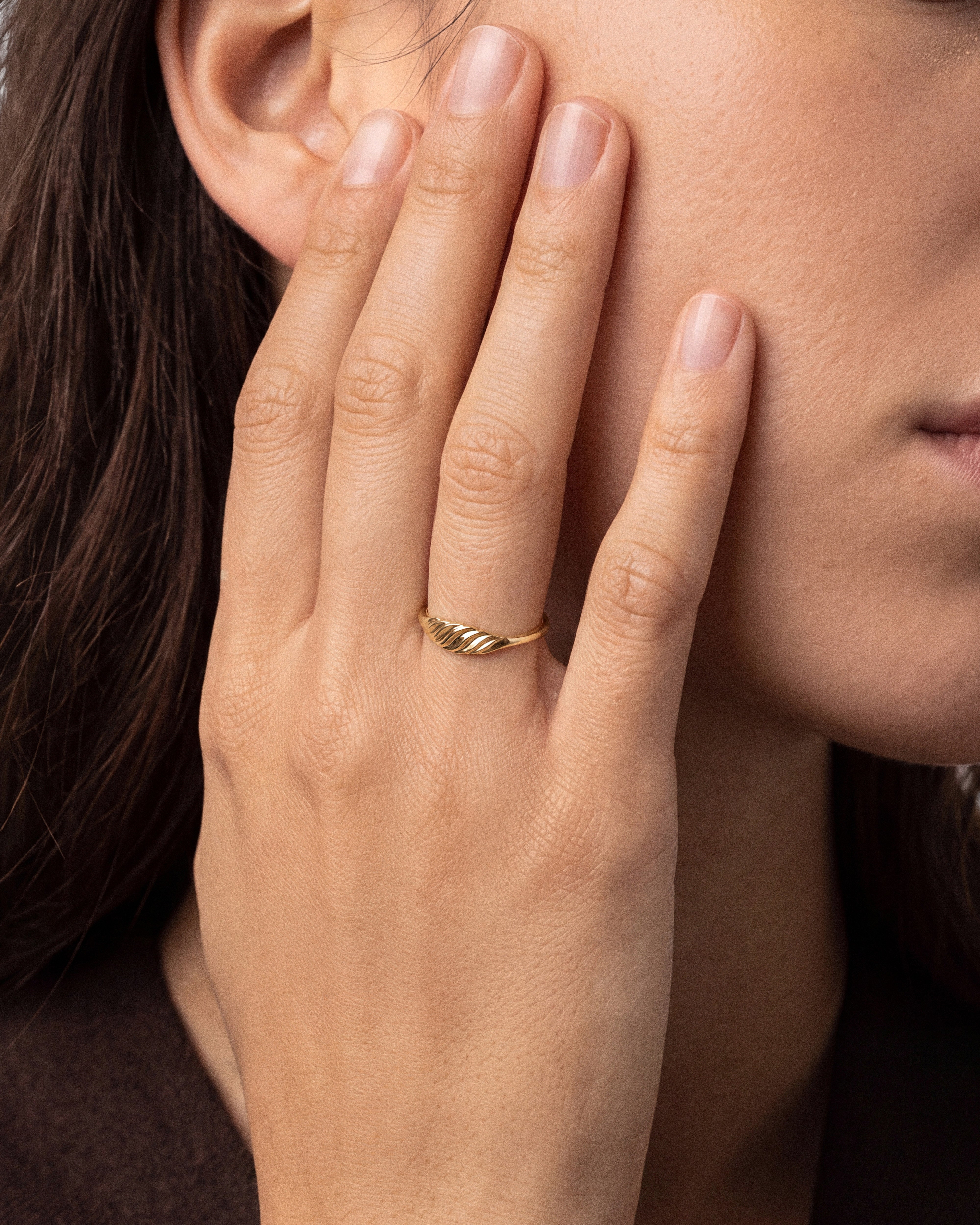 Wave Signet Ring