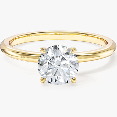 Verlobungsring mit rundem Moissanit im Solitärschliff und vier Krappenfassung (1,00 ct)