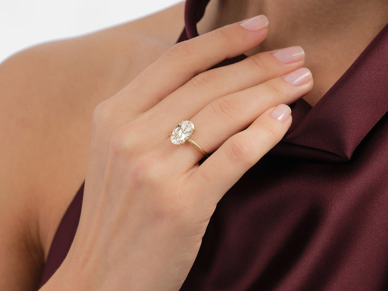 4-Prong Solitaire Oval Cut Moissanite Engagement Ring (3.00 CT)