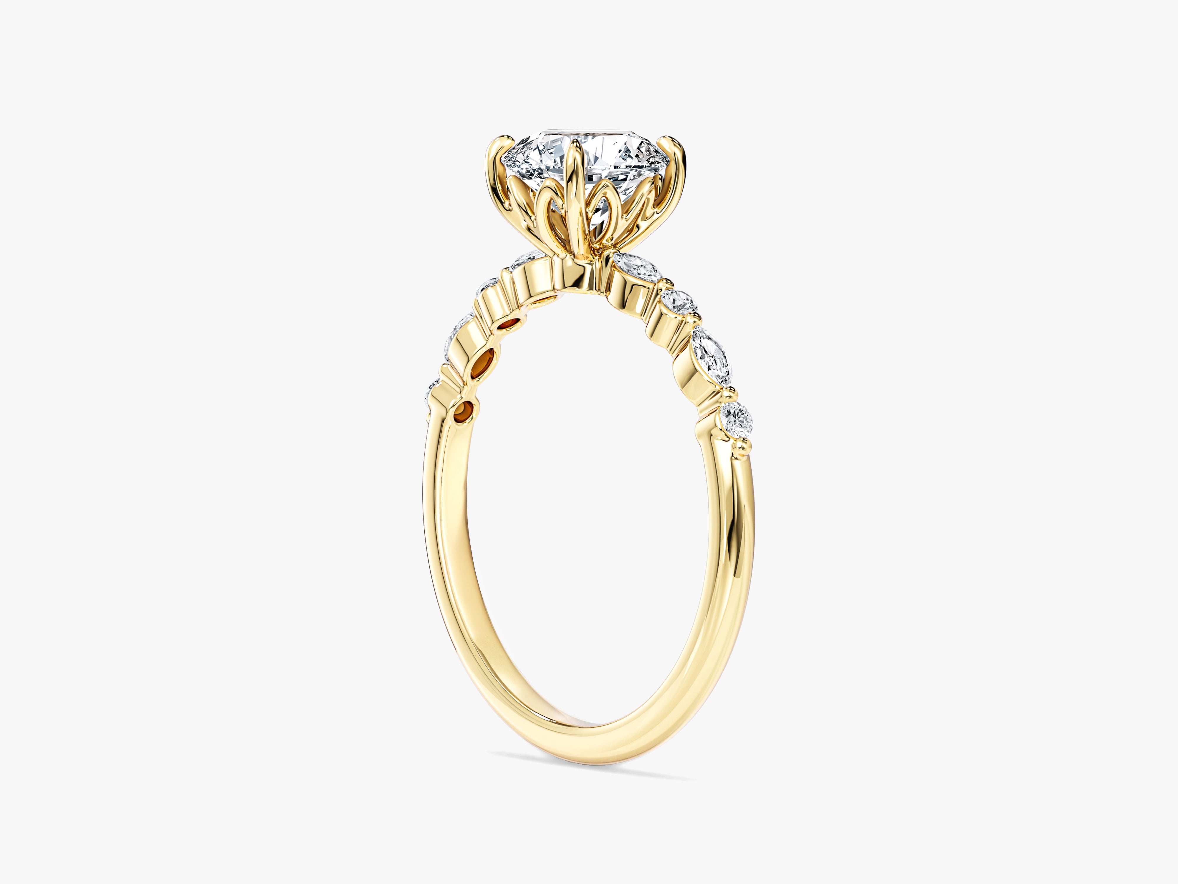 Verlobungsring mit abwechselnden Seitensteinen aus Moissanit im Marquise-Schliff (1,00 ct)