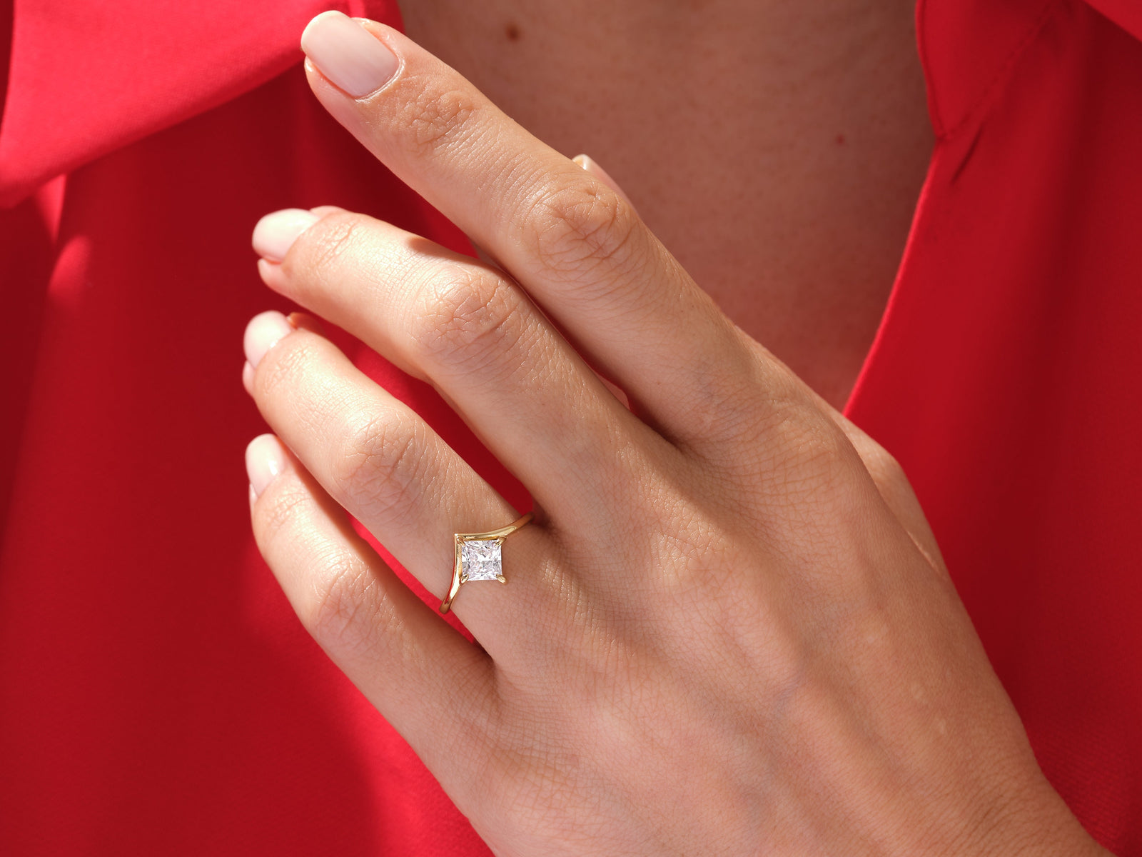 Curved Princess Lab Diamond Engagement Ring - 1.00 CT | Eternate