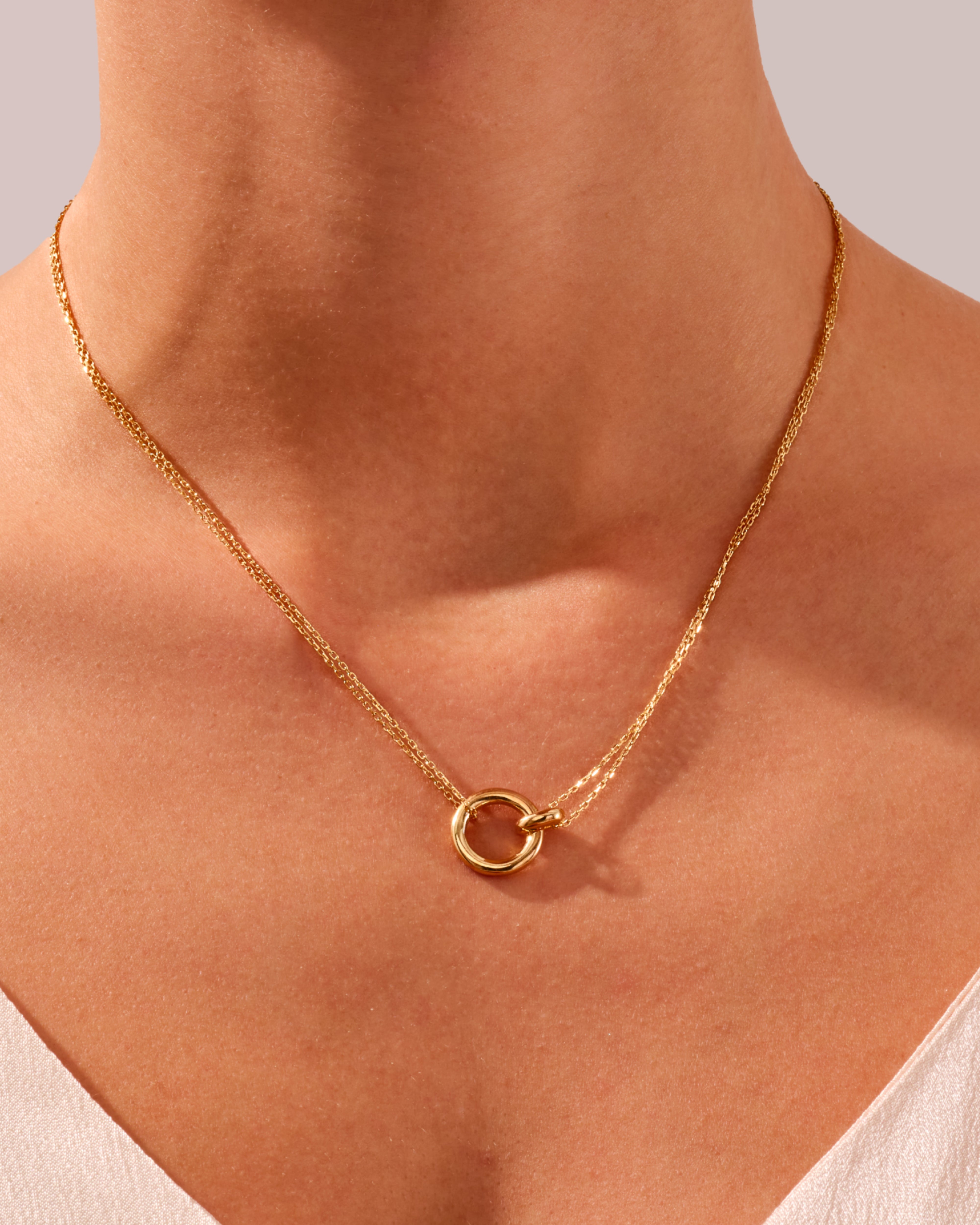 Interlocking Circles Necklace