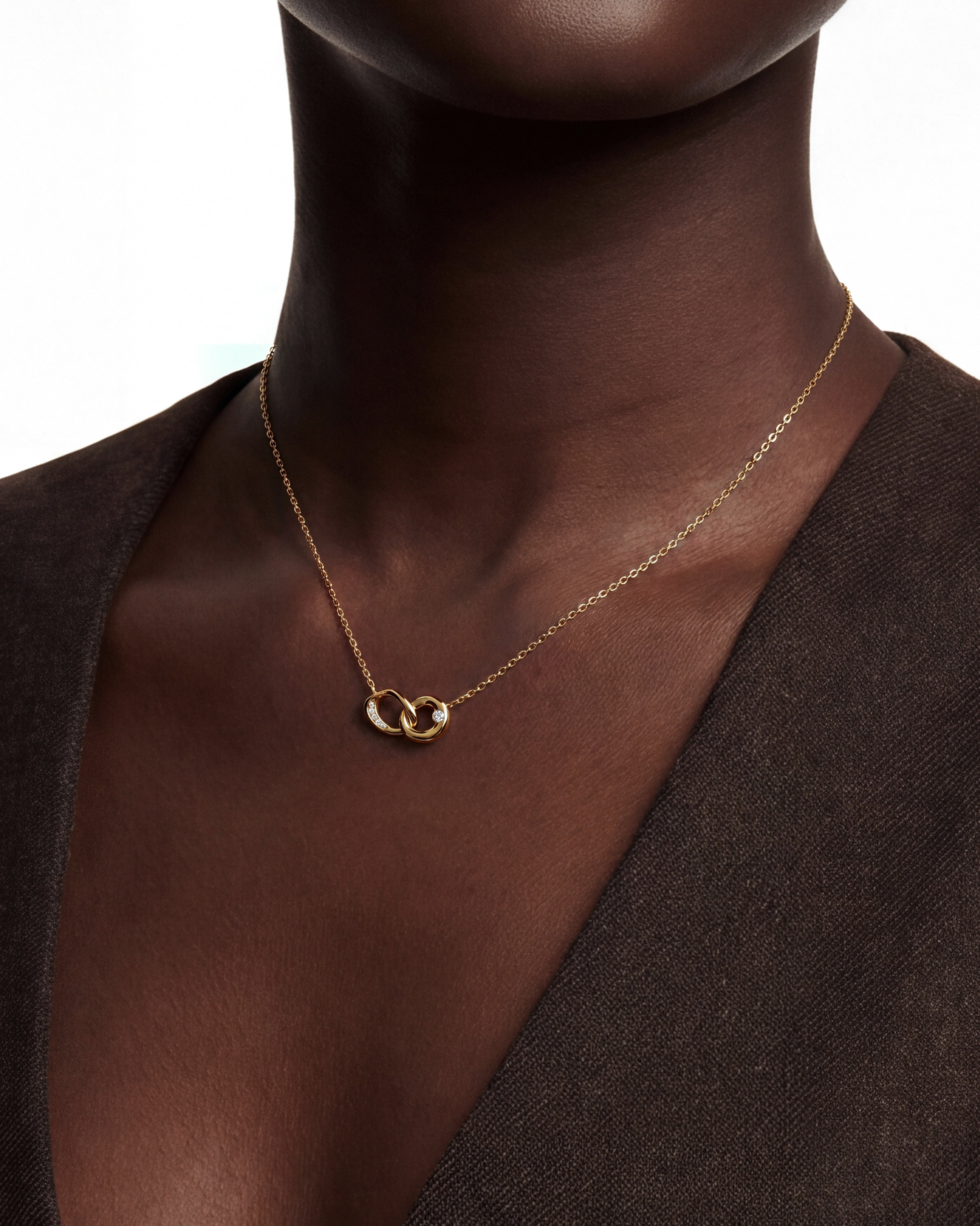 Sculptural Bond Necklace