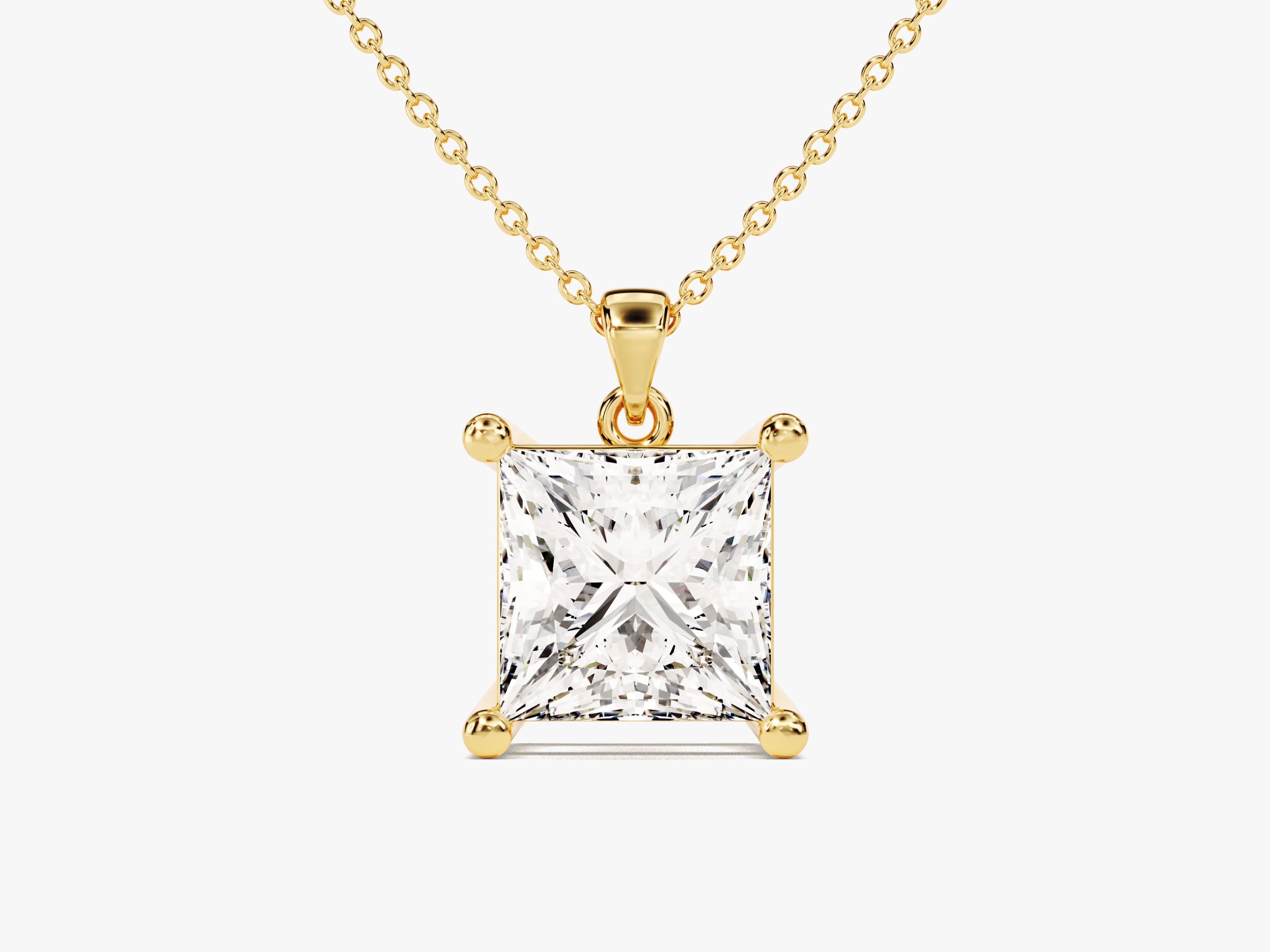 Gold necklace with princess cut diamond pendant