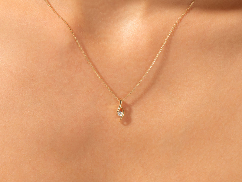 Single Stone Diamond Birthstone Pendant Necklace in 14k Solid Gold