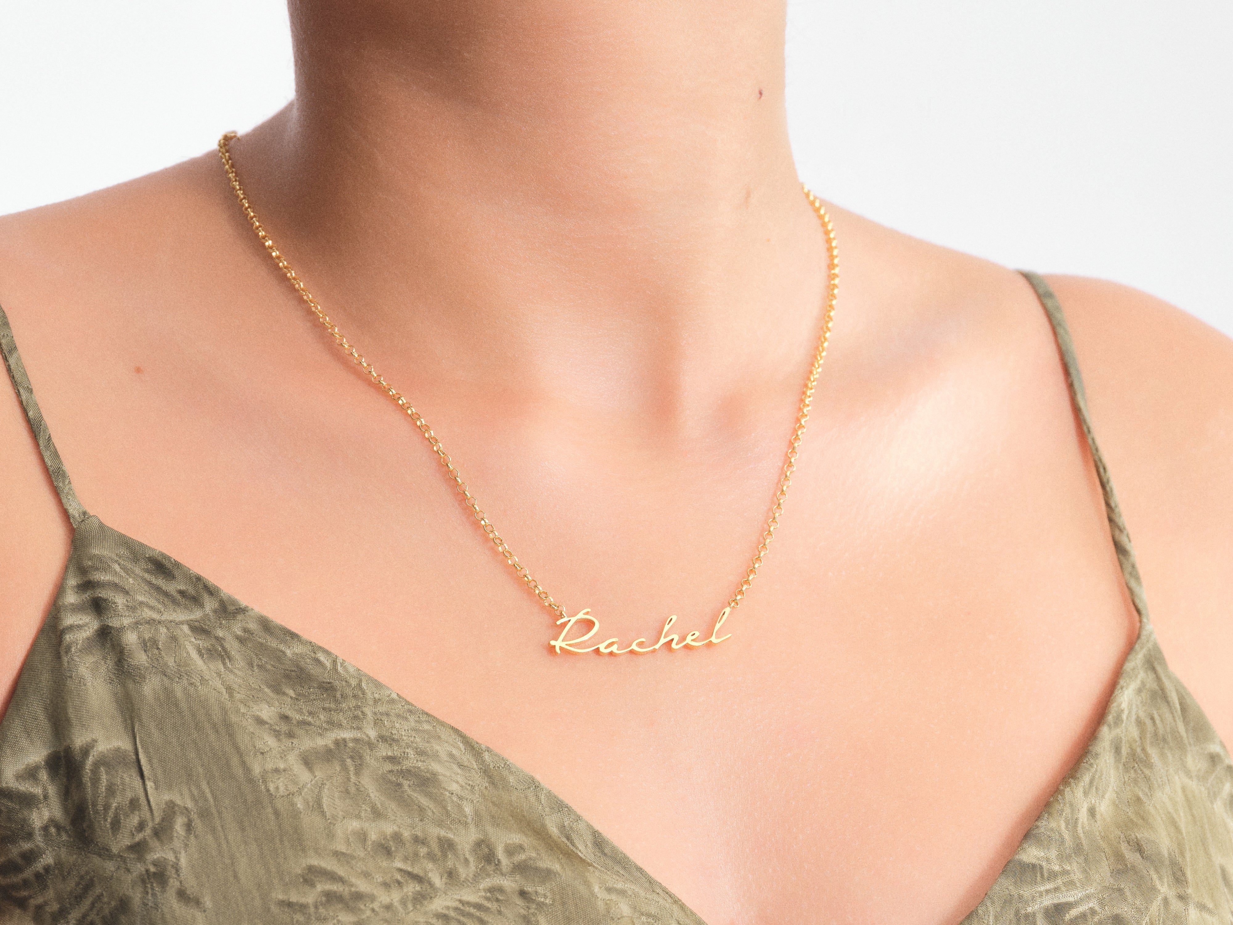 signature rolo necklace model