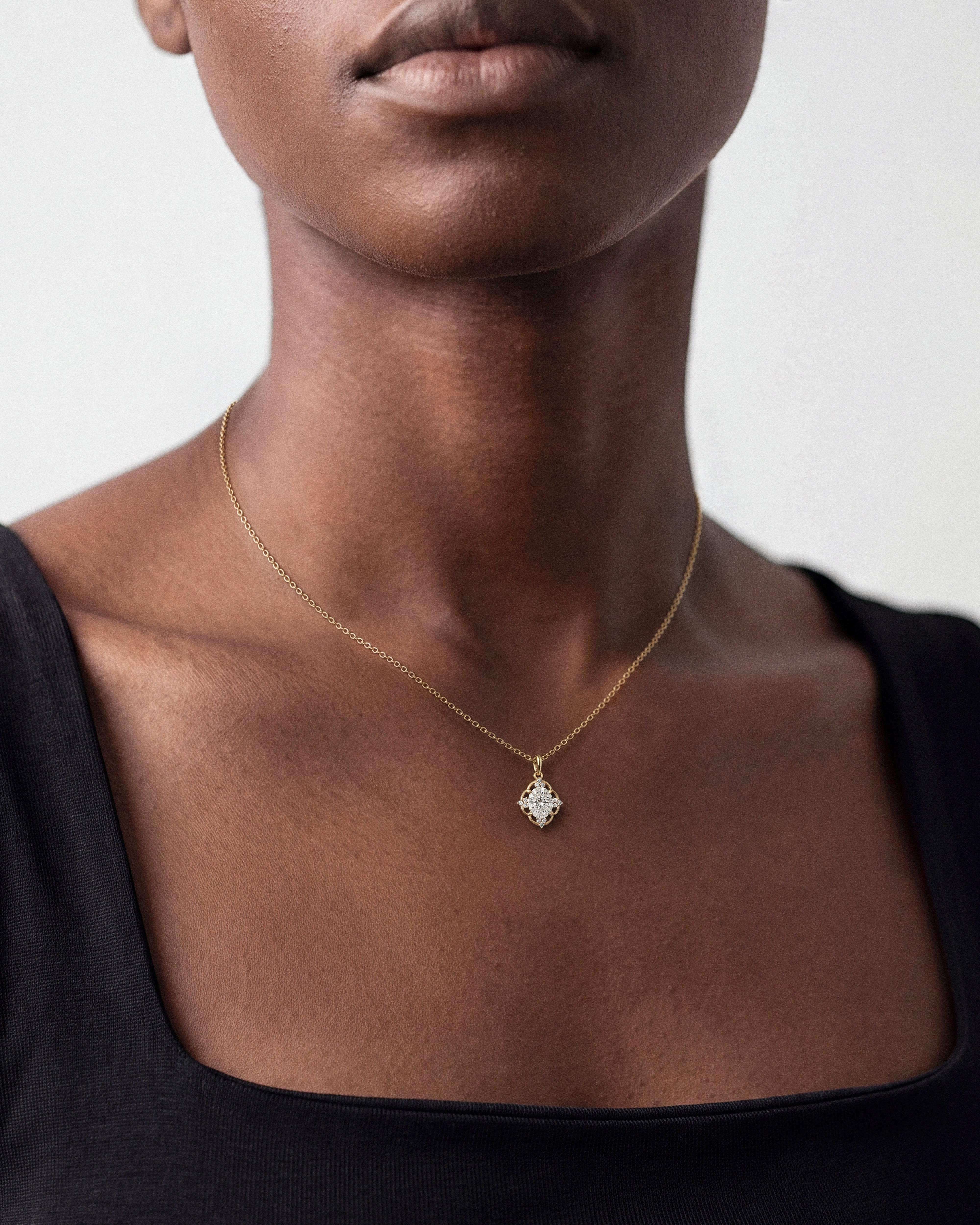 Vintage Oval Pendant Necklace