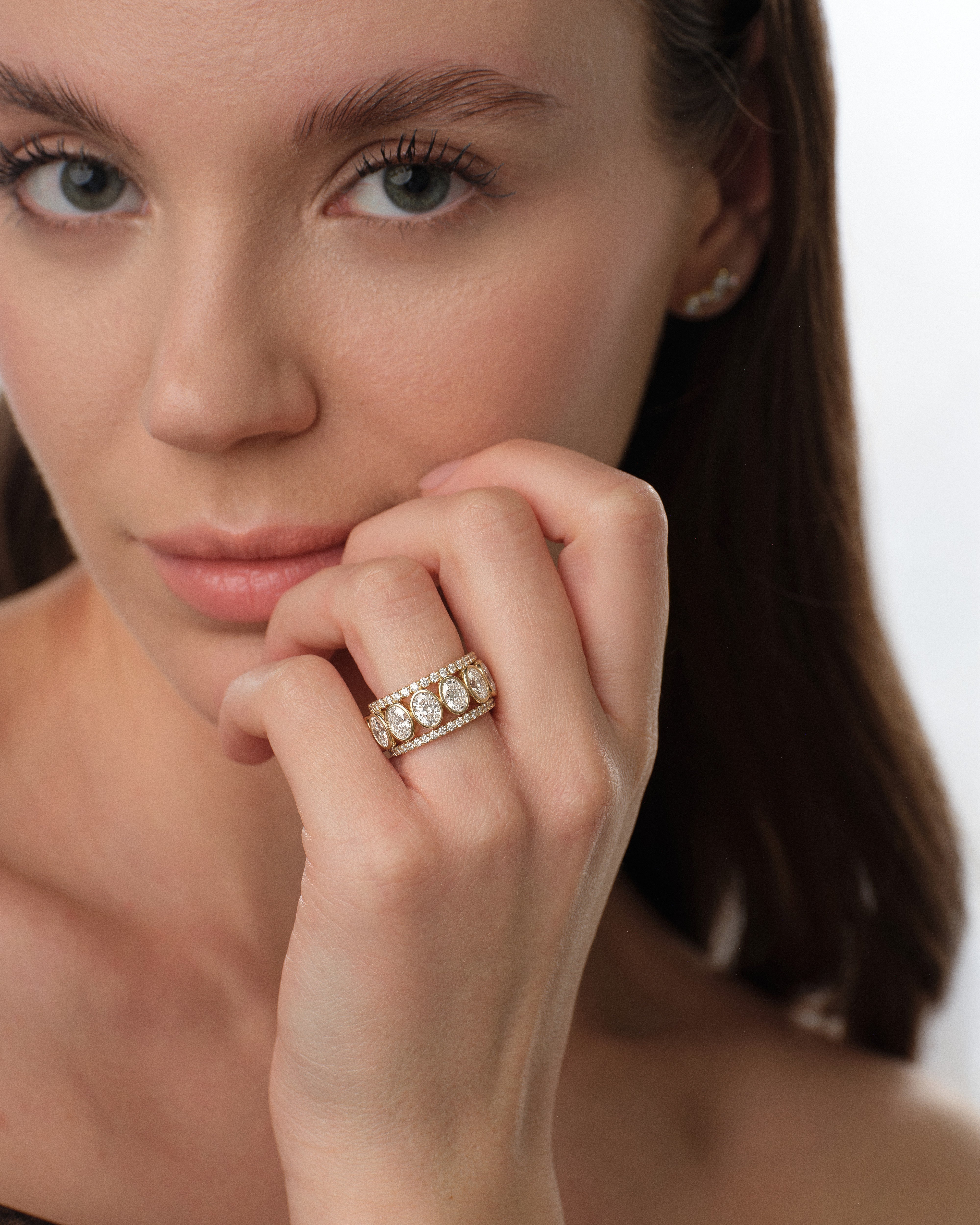 Bezel Oval Eternity Band (6.50 CT TW)