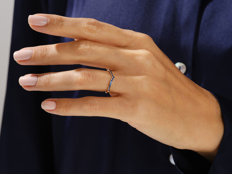 Garnet Curved Ring in 14k Solid Gold