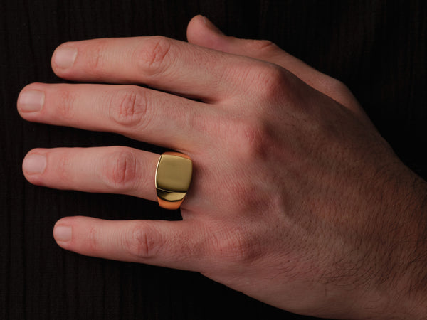 14k Gold Men's Signet Ring