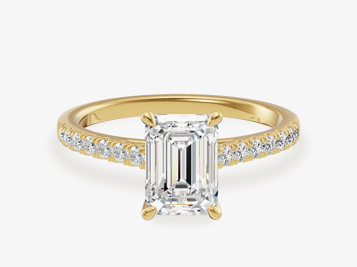 4-Prong Engagment Ring with Pave Set Sidestones