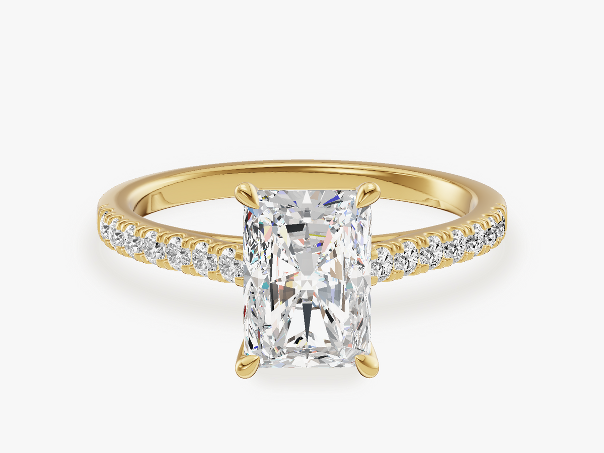 4-Prong Engagment Ring with Pave Set Sidestones