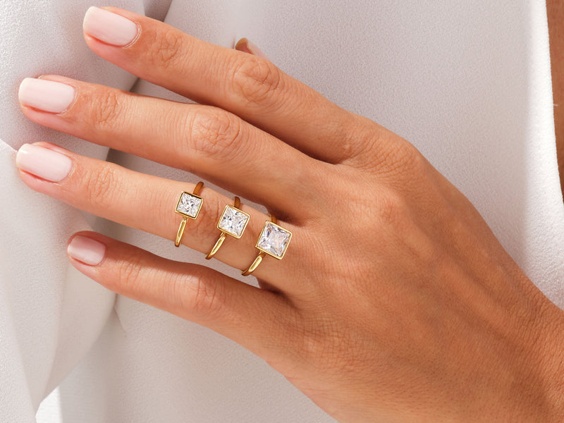 Bezel Princess Lab Grown Diamond Engagement Ring (1.00 CT)