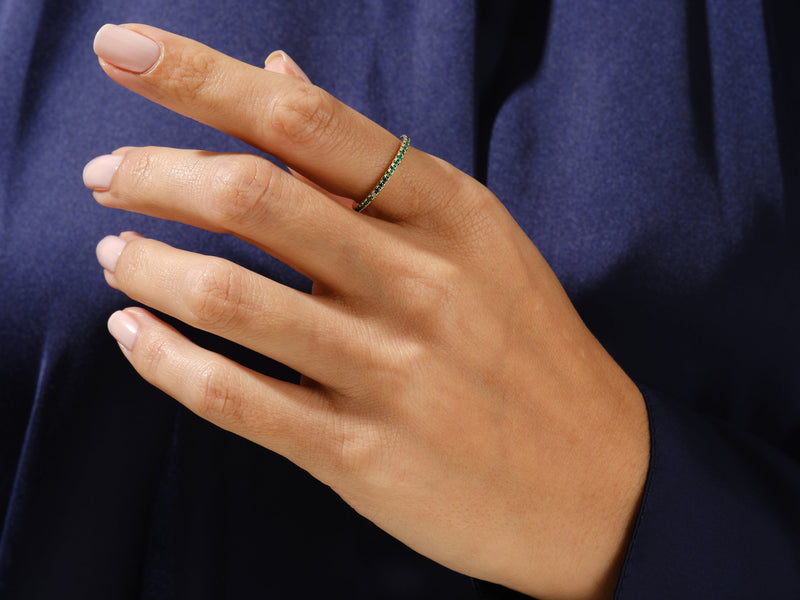 Full Eternity Peridot Birthstone Ring in 14k Solid Gold